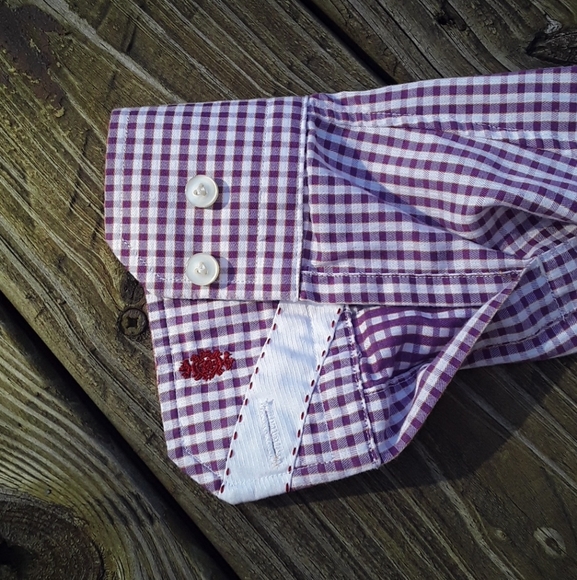 EUC Robert Graham boy's shirt - Picture 4 of 4